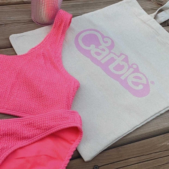 Tote - Picture 5 of 6